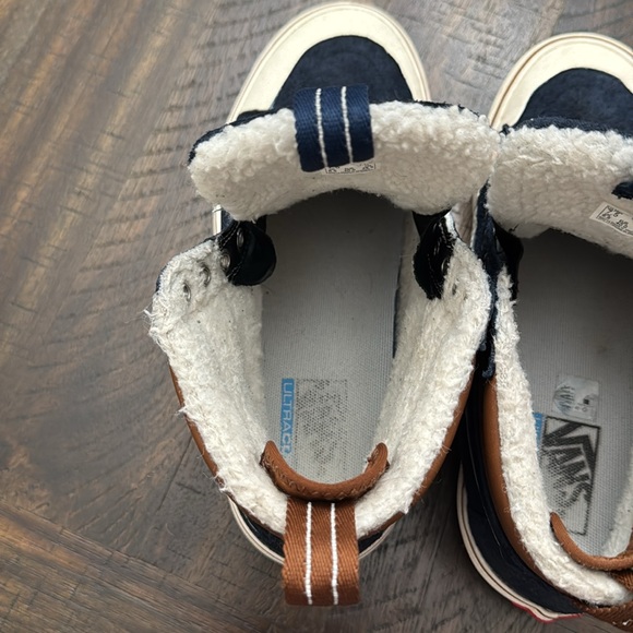 UltraCush Navy Blue Vans - Picture 7 of 12